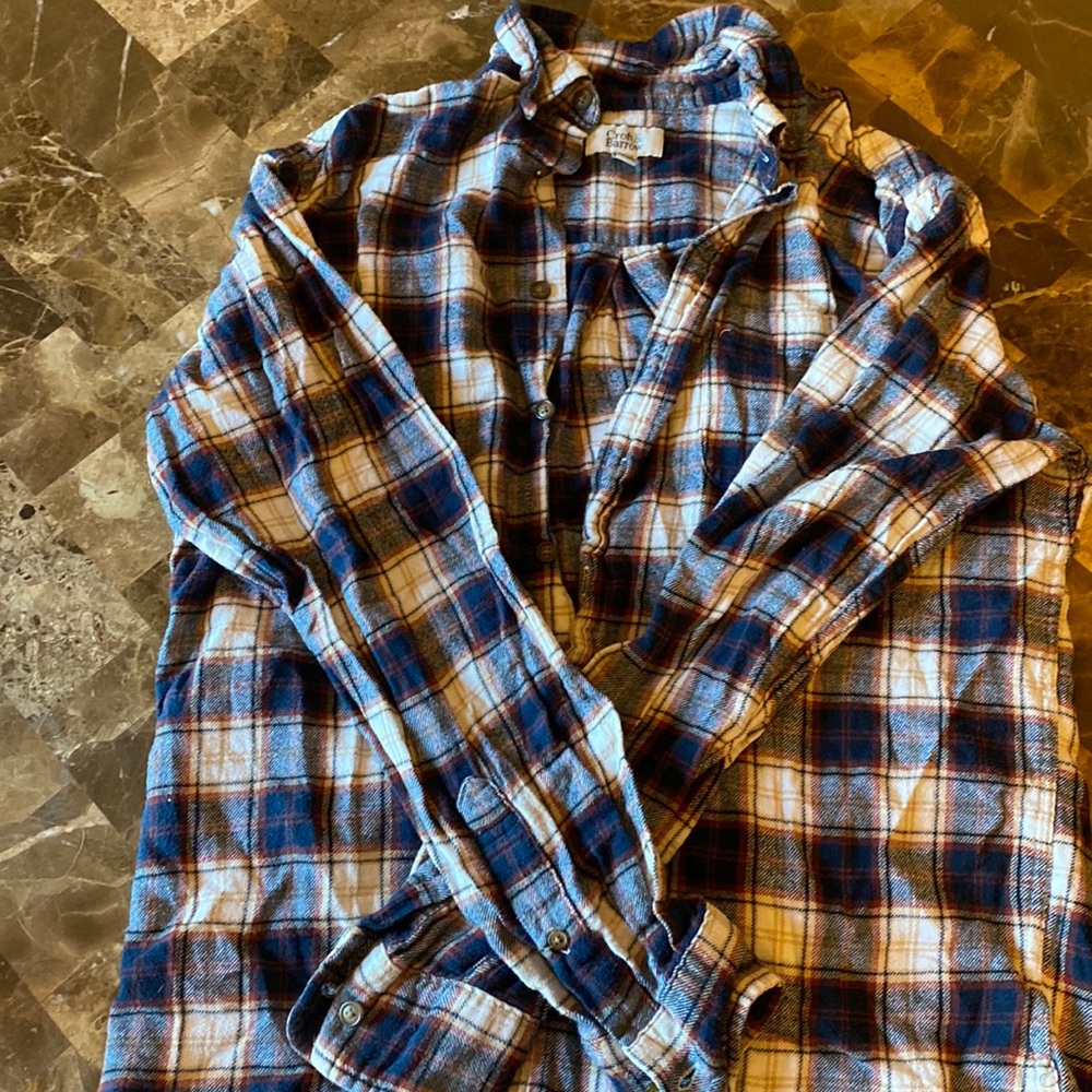 Women’s flannel. Size S.
